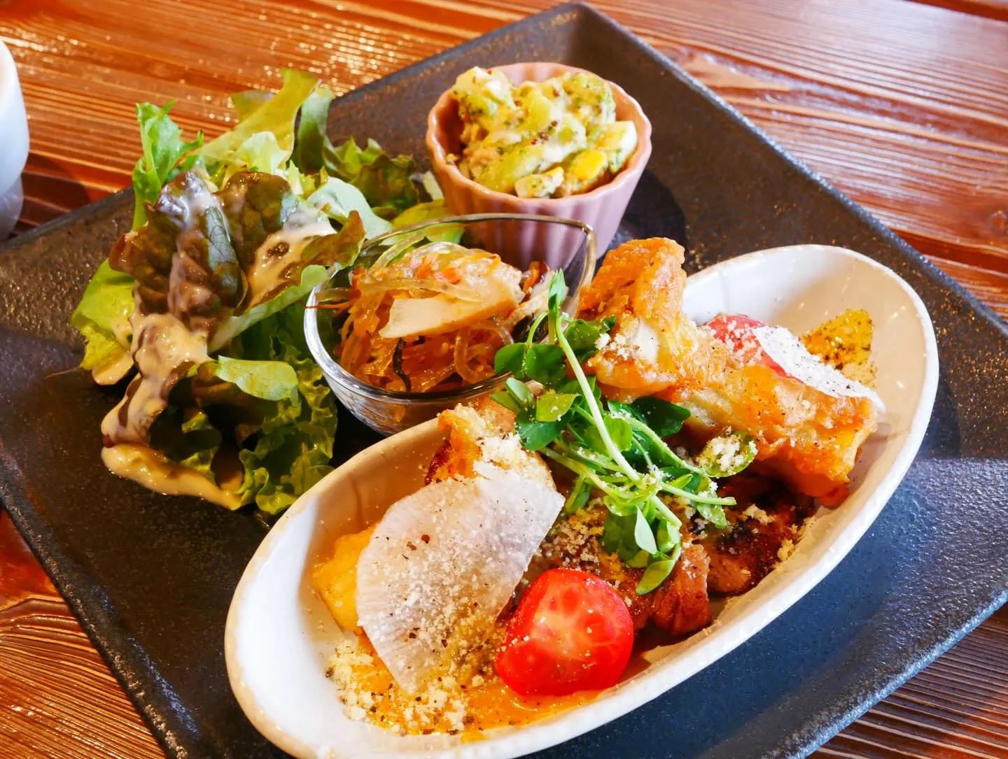 4/1〜4/4までの週替わりメニューです🌸