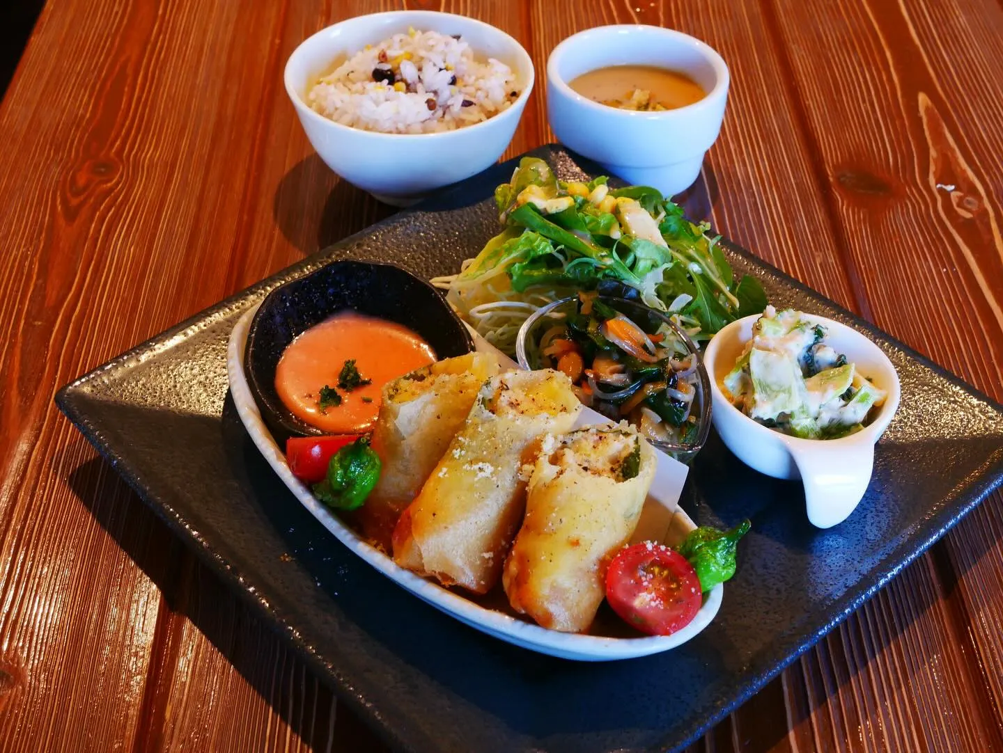 4/8〜4/13までの週替わりメニューです🌸